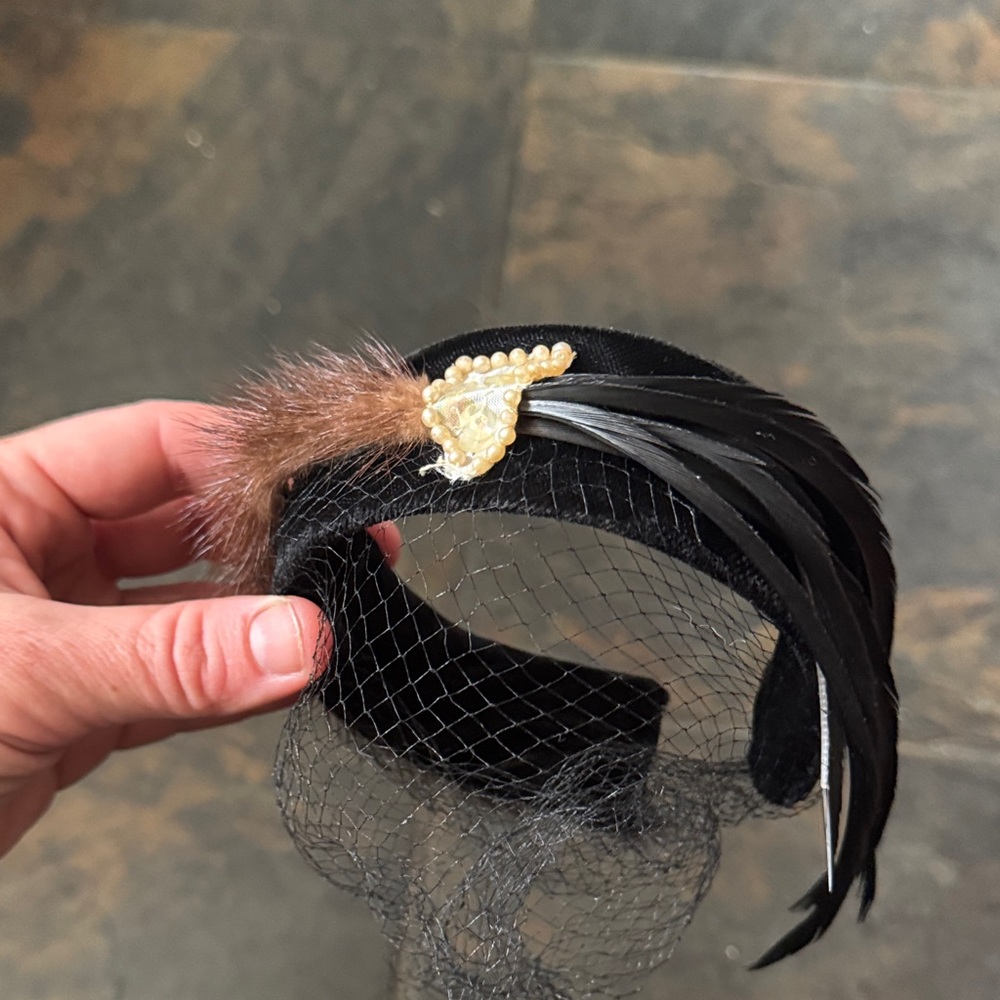 American Vintage Black Feathered Headband with Gold Accent